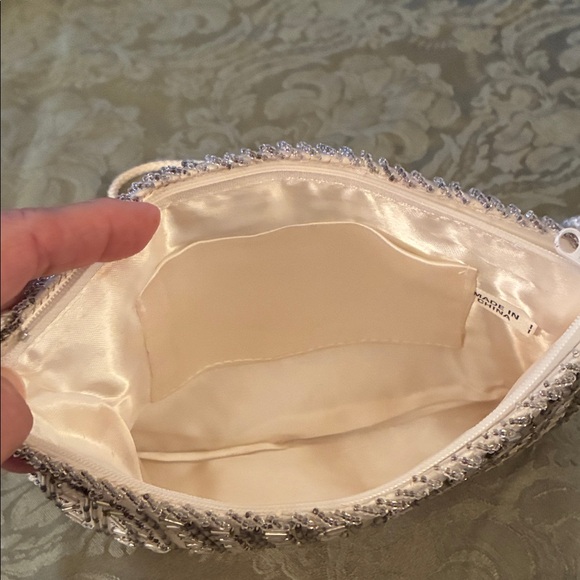 Elegant White and Gray Woven Clutch - Picture 5 of 5